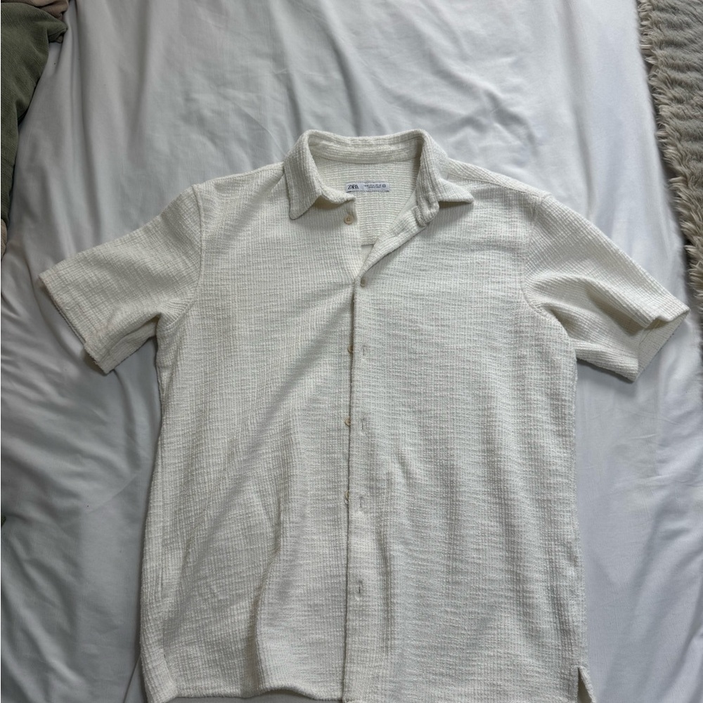 Zara White Casual Button Down Shirt Relaxed Fit